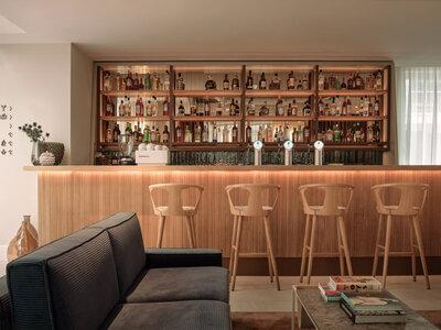 Lobby Bar im Hotel the breeze als Eventlocation.