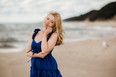 Senior holding ballons showing 25 in Grand Rapids. 