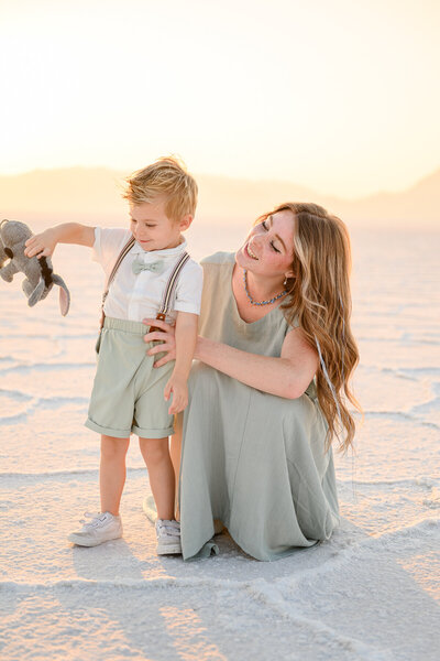 Lavender fields summer family photos - Utah Mini session