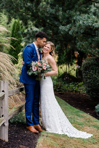 twin willow gardens bride and groom wedding photos