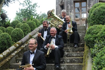 brass band christmas larmer tree market
