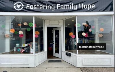 Ashlie Steinau Photography benefiting Fostering Family Hope Wallingford CT with donations 