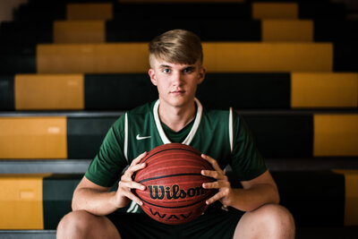 Senior Will-3859