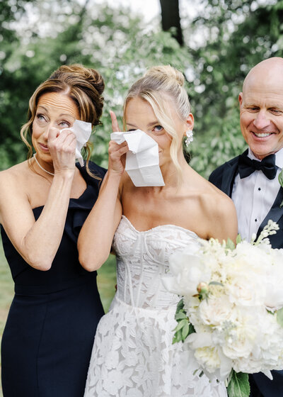 OliviaNoah_WeddingPreview072
