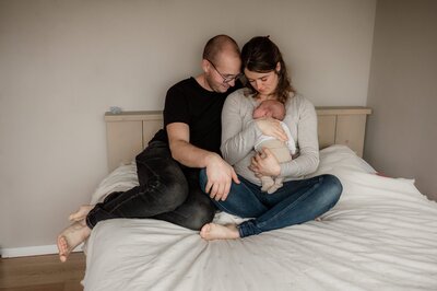 Fotografie bij Samantha Newborn, zwangerschap, gezins- fotograaf ijmuiden, haarlem hoofdorp, heemskerk en alkmaar en omstreken