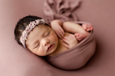 Frisco Newborn Photographer | Laura Tye Photography