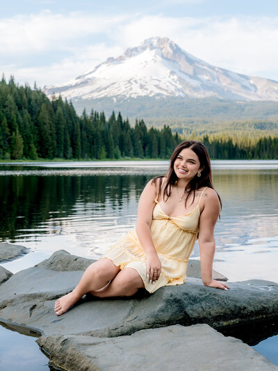 Senior Portraits at Trillium Lake with a view of Mount Hood. 