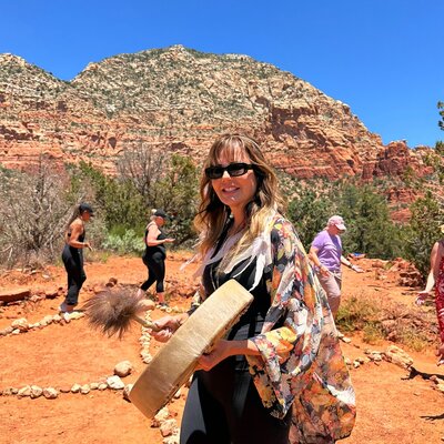 dana haines hosting soul retreat awaken the magic sedona arizona womens wellness and spiritual retreat