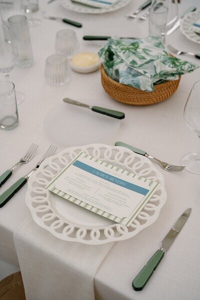 Elegant place setting at MS event reception.