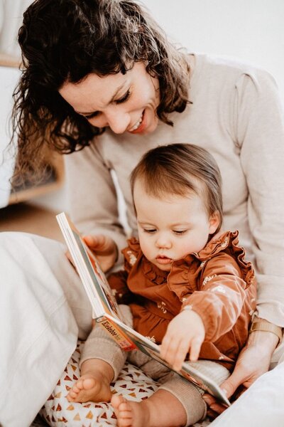 Home stories  Sati fotografie - fotoshoot moeder en dochter