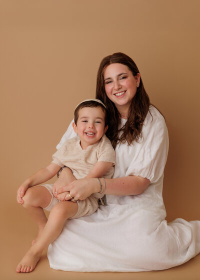Los Angeles family photography, family portrait studio near me, maternity photographer Los Angeles, professional family photos, family photography packages North Hollywood