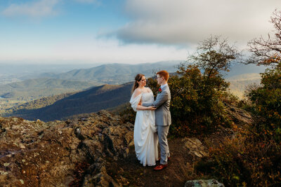 Shenandoah National Park wedding photographer | snp wedding photographer | engagement photos rain