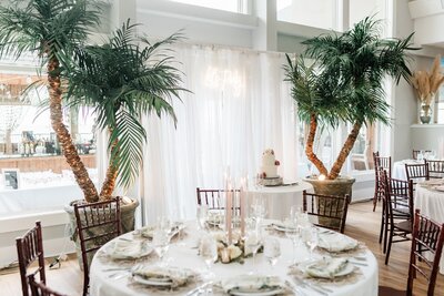 The Isles Beach Club Wedding | Blue Satin Bee 17