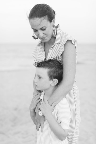 family photo session in black and white