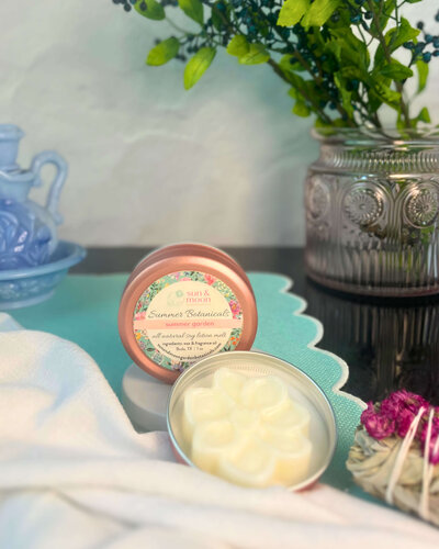 sun-and-moon-garden-botanicals-summer-garden-floral-lotion-melt