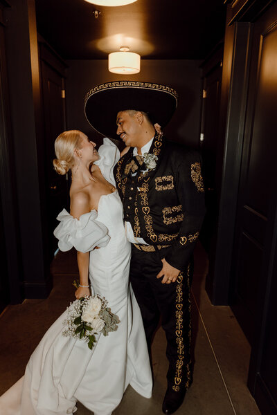 texas wedding photography bride and groom