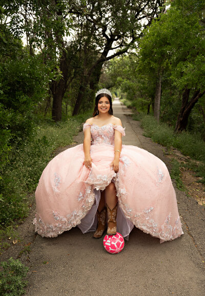 quinceanerateendancenewbabybestphotographertudiofamilybirthdaynewbornboyamilynewborngirlfirstbirthdayportraiturephotographystudioportraitsnewborngirlboyfamilyEvaMaganaPhotographychildphotographer (4 of 10)