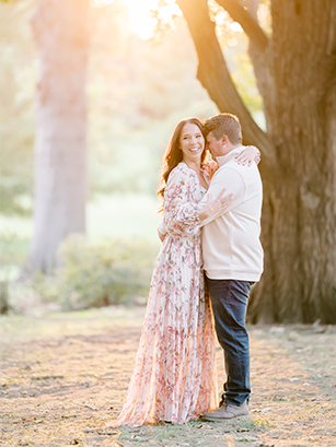 engagement portrait at sunset at loose park in kansas city