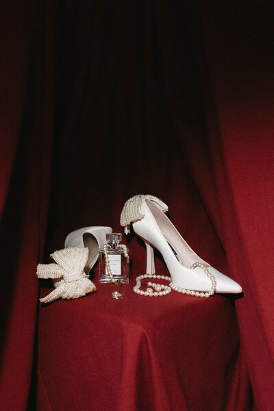 wedding detail photography, editorial wedding details, romantic wedding day detail photography 