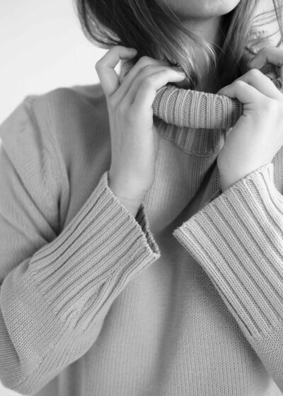 CurateHer_GirlInJumper_4_Portrait