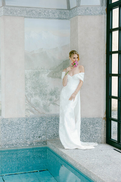 A wedding photo of a bride in a white dress at Villa Balbiano in Lake Como in Italy