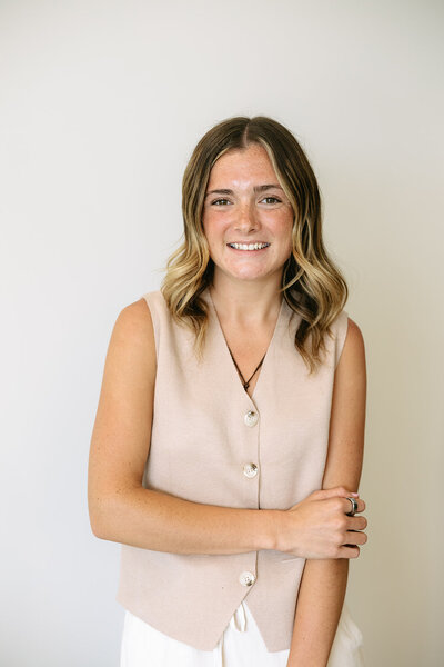 Mia, hair stylist and colorist in fort wayne in