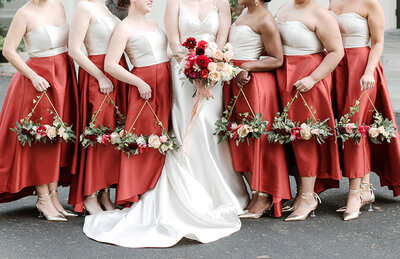Free video training of how to make a triangke hoop bridesmaid's bouquet