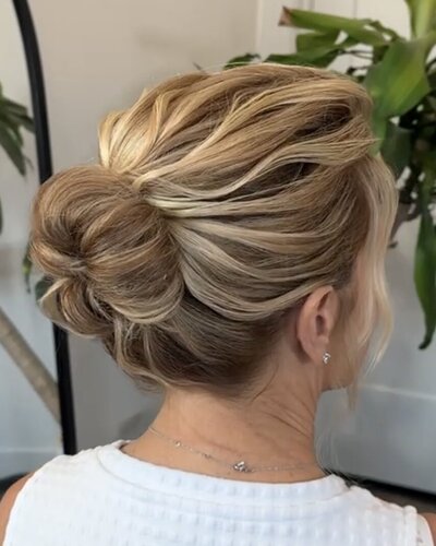 Loose Bun