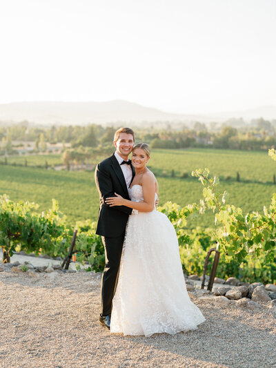 Viansa-Sonoma-Wedding-Photographer-152