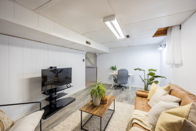 400 Wickham family room (3)