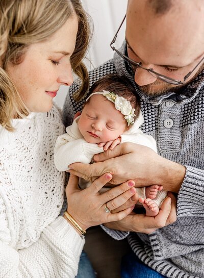 Family photographers near me quad cities,  Family photography bettendorf, Family photographer Davenport, Quad city family pictures, Family photography Muscatine, Muscatine family photographer, Davenport family photography, quad city family photographer near me, photographers in the quad city, family photographers