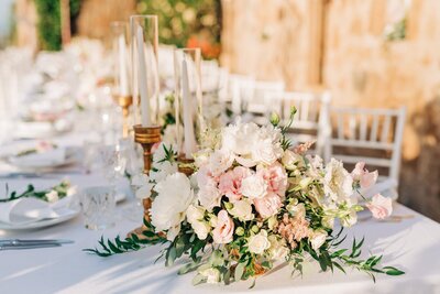 Toronto Wedding Planner Designs  Centrepiece Florals