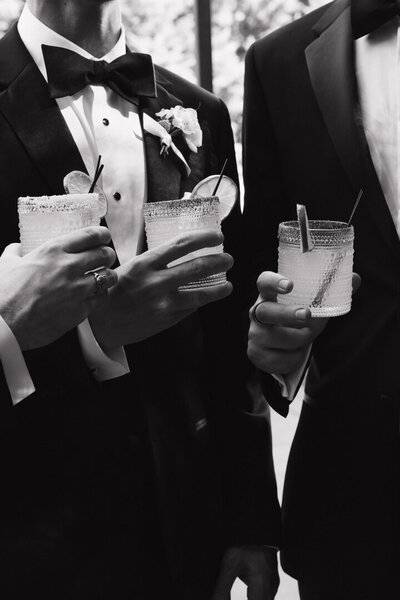 gorge-crest-vineyard-weddings-howie-photography-186