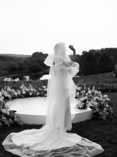 a lounge area at a private wedding in Kentucky