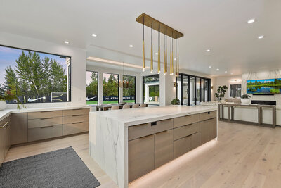 statement lighting and kitchen design by Idaho Luxury Custom Home builder Thompson Homes