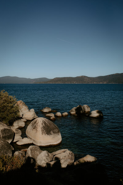 a photo of the lake and rocks in Tahoe, CA