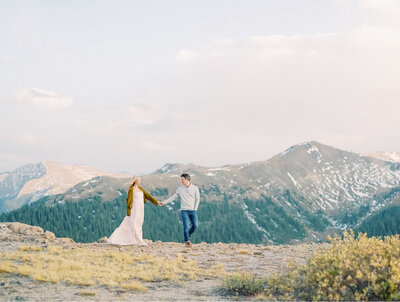 Independence-Pass-Colorado-Couples-Photographer-Brooke-Tom-341