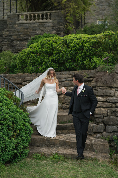 Bride and groom portrait by Nashville wedding photographer