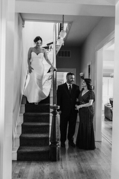 bride first look with her parents
