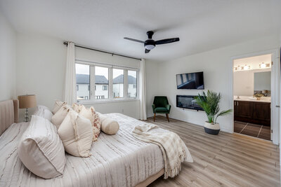 48 Highlands primary bdrm (1)