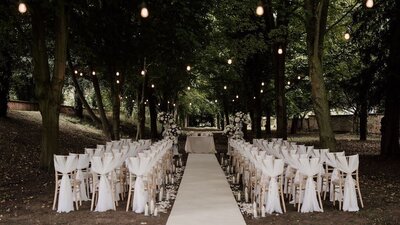 Luxury destination wedding planner