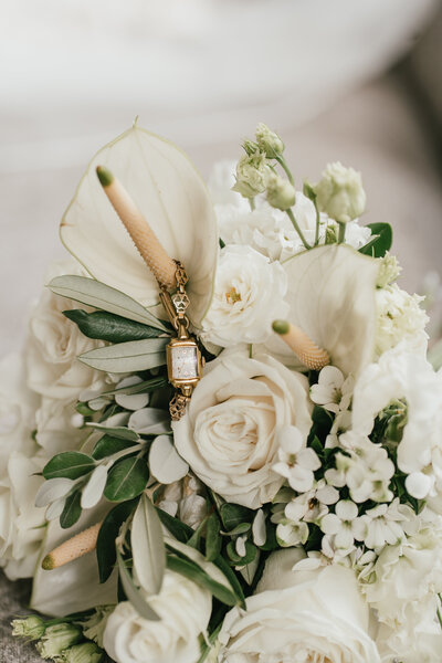 Eastington Park details wedding photo by Cotswolds Wedding Photographer