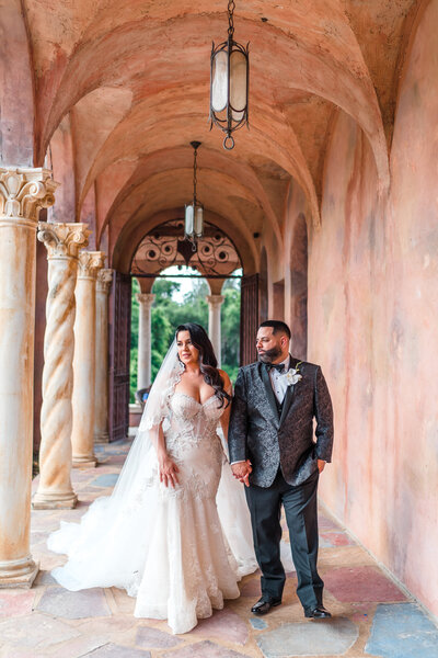 Howey Mansion luxury wedding by top Orlando photographer