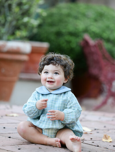 ms-son-sitting