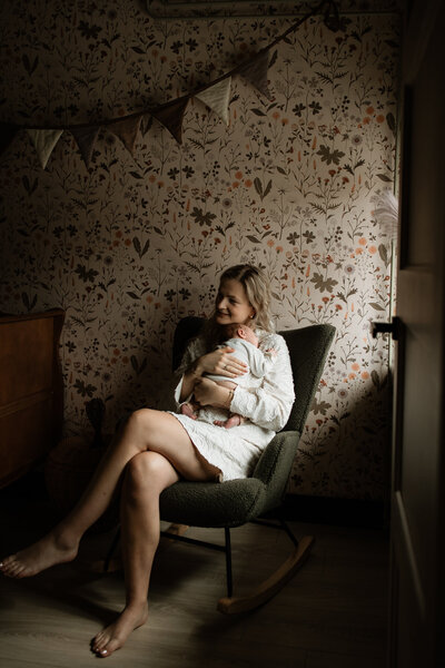 newbornshoot valkenswaard eindhoven fotograaf bergeijk fotoshoot newborn babyshoot gezinsshoot zwangerschapsshoot la nouk fotografie fotograaf