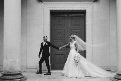 A wedding at the Great Hall Christchurch, captured by Eilish Burt Photography