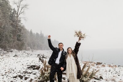 Snowy Winter Wedding Seattle Washington-14