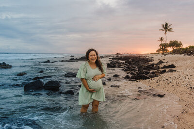 maternity shoot on beach