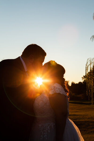 wedding photographer at the ospreys at belmont bay in northern virginia