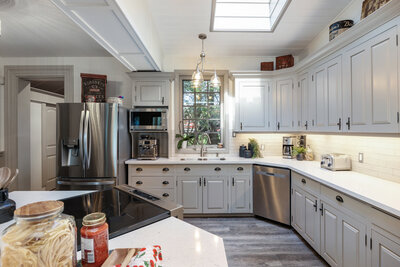 832 Hwy 7A kitchen (2)